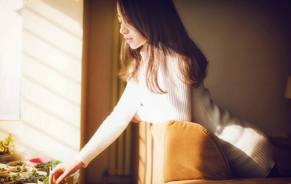 人生有一道难题，那就是如何使一寸光阴等于一寸生命。——佚名